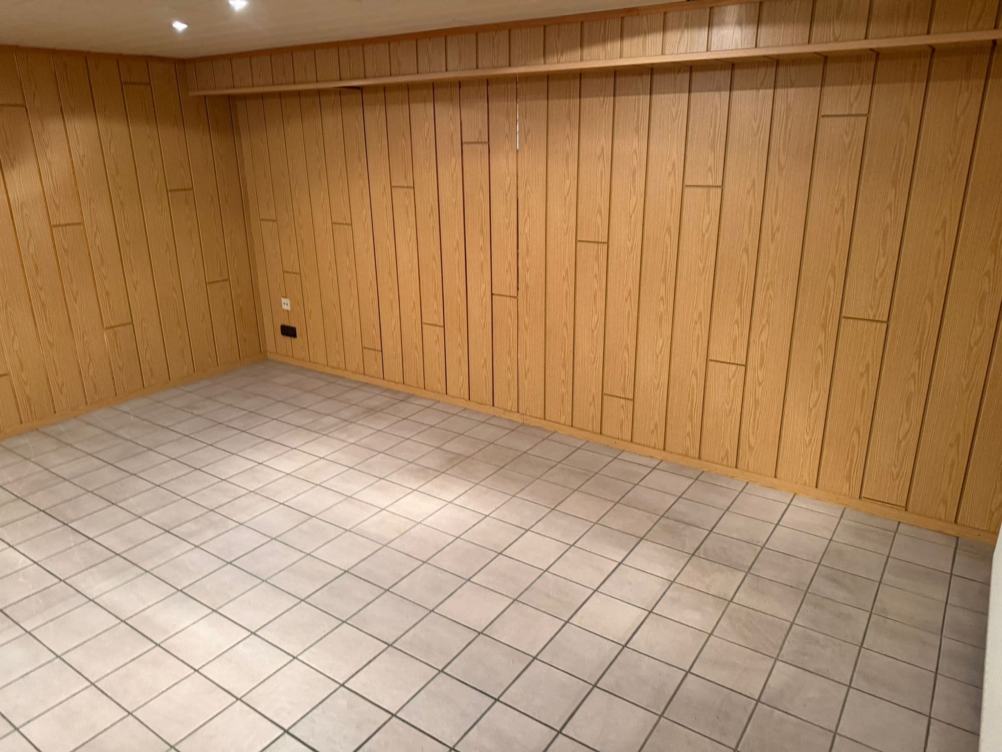 Nachher: Leergeräumter Keller in Gelsenkirchen